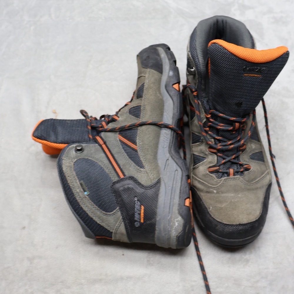 Hi-Tec Mens 11 Hiking Boots Green Gunnison Mid WP Trekking Waterproof Traction